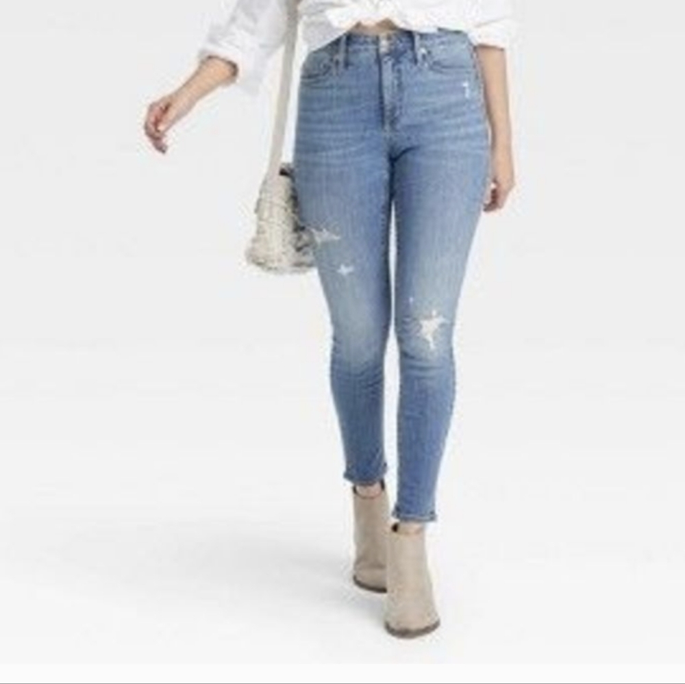 Women's High Rise Skinny jeans Medium wash